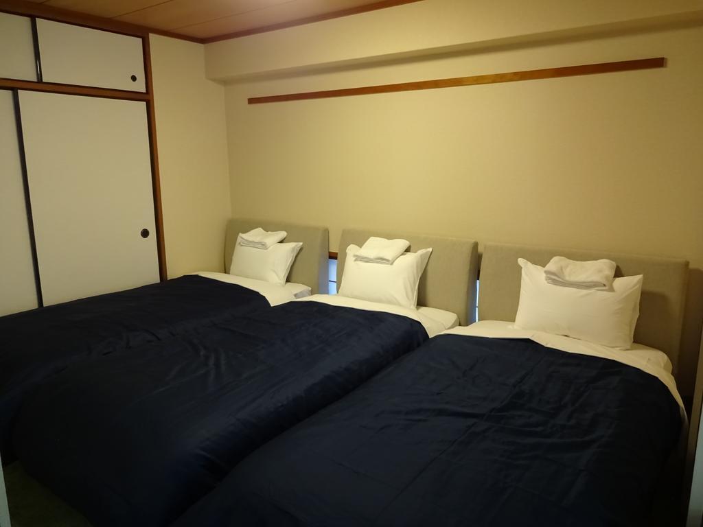 Weekly Uehonmachi Hotel Осака Стая снимка