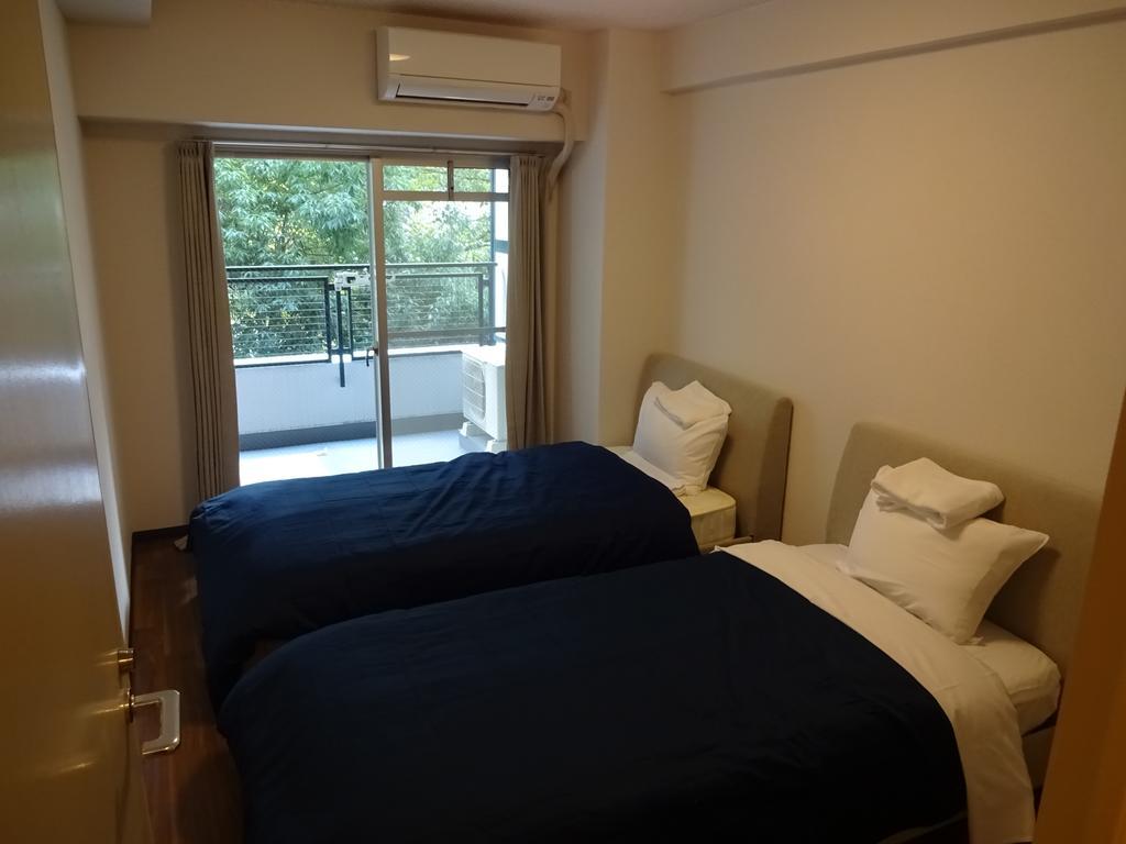 Weekly Uehonmachi Hotel Осака Стая снимка