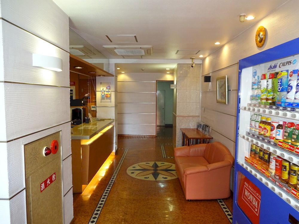 Weekly Uehonmachi Hotel Осака Екстериор снимка